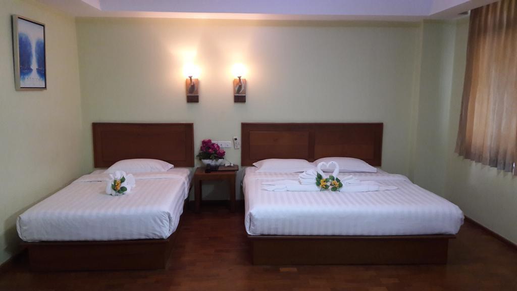 Shwe Phyu Hotel Mandalay Exterior photo